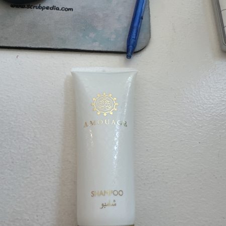 Complimentary amouj Shampoo